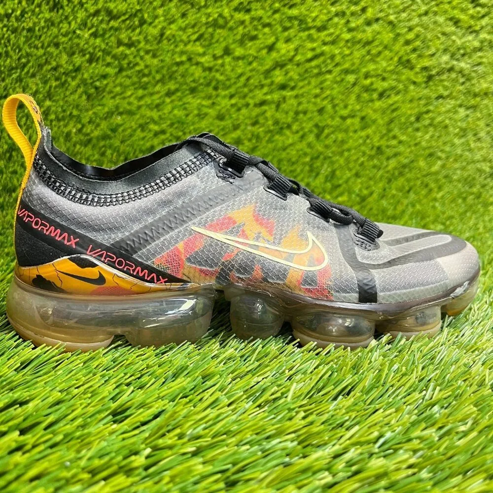 Nike Air VaporMax 2019 SE Womens Size 5.5 Black Athletic Running Shoes Sneakers